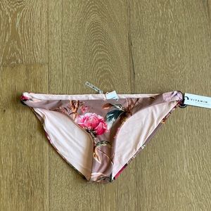 Vitamin A bikini bottom size medium 8.